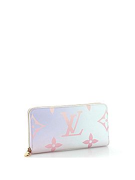 Louis Vuitton Zippy Wallet Spring in the City Monogram Giant Canvas (view 2)