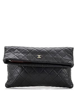 Chanel Beauty CC Clutch Quilted Caviar (view 1)