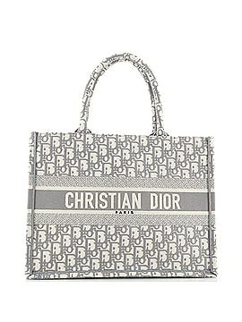 Christian Dior Book Tote Oblique Canvas Medium (view 1)