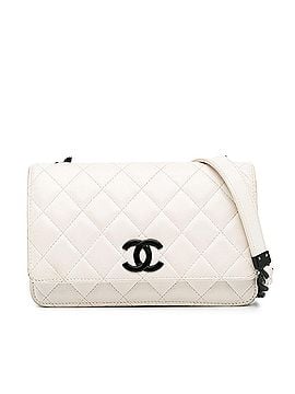 Chanel Caviar My Everything Wallet on Chain (view 1)