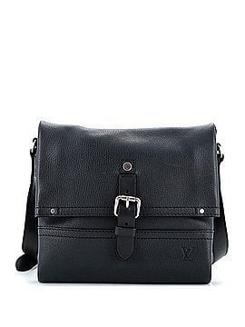 Louis Vuitton Canyon Messenger Bag Utah Leather PM (view 1)