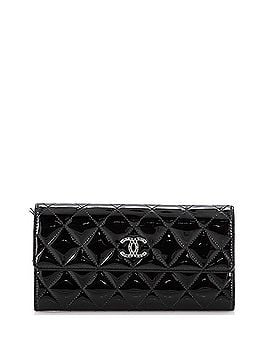 Chanel CC Brilliant Flap Wallet Quilted Patent Long (view 1)