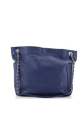 Chanel CC Pocket Hobo Quilted Caviar Medium (view 2)