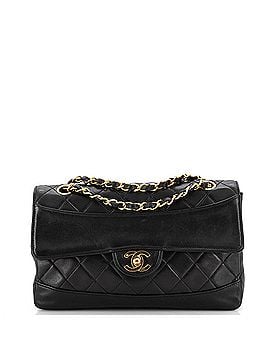Chanel Vintage CC Chain Flap Bag Quilted Lambskin Medium (view 1)