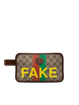 Gucci GG Supreme Fake/Not Cosmetic Pouch (view 1)