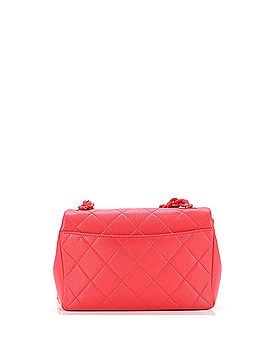 Chanel My Everything Flap Bag Quilted Caviar Medium (view 2)