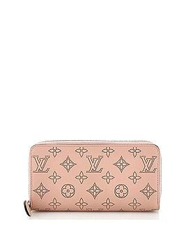 Louis Vuitton Zippy Wallet Mahina Leather (view 1)