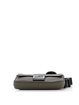 Fendi Selleria Baguette Convertible Belt Bag Leather Medium (view 2)