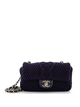 Chanel Paris-Hamburg Flap Bag Cable Knit Fabric with Calfskin Small (view 1)