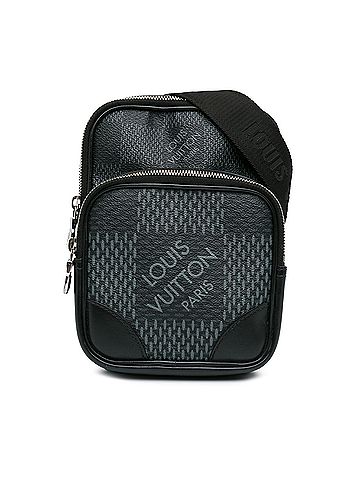 Louis Vuitton Damier Graphite 3D Amazone Sling Bag (view 1)