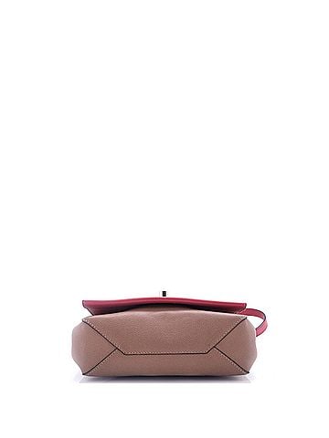 Louis Vuitton Lockme II Handbag Leather BB (view 2)