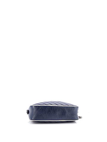 Gucci GG Marmont Shoulder Bag Diagonal Quilted Leather Small (view 2)