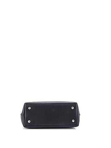 Louis Vuitton Lockme Ever Handbag Leather BB (view 2)