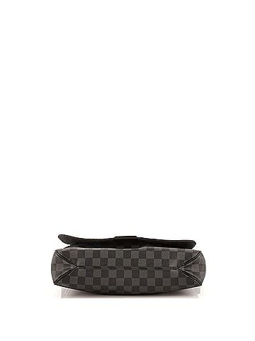 Louis Vuitton District Messenger Bag Damier Graphite MM (view 2)