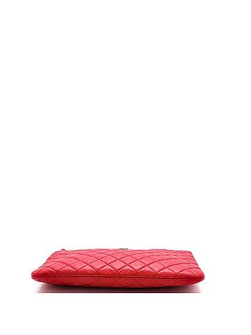 Chanel Boy O Case Clutch Quilted Lambskin Medium (view 2)