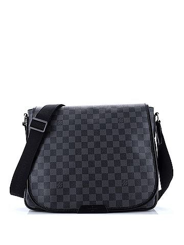 Louis Vuitton Daniel Messenger Bag Damier Graphite MM (view 1)