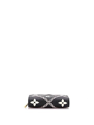 Chanel CC Make-Up Box Clutch with Chain Quilted Lambskin and Metal Small (view 2)
