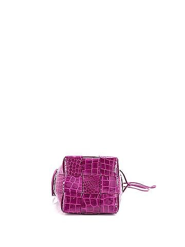 Bottega Veneta Cassette Bucket Bag Maxi Intrecciato Crocodile Embossed Leather Small (view 2)