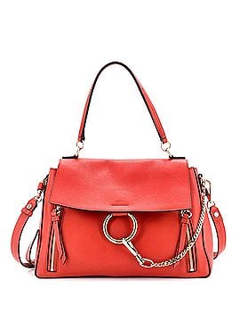 Chloé Faye Day Bag Leather Medium (view 1)