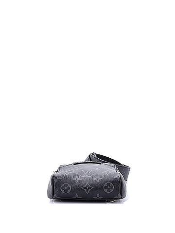 Louis Vuitton Outdoor Slingbag Monogram Taigarama (view 2)
