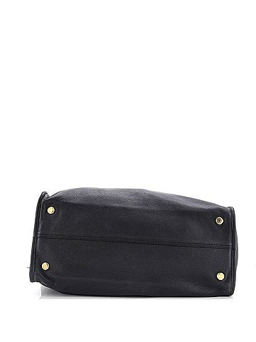 Gucci Logo Tote Embossed Leather Large (view 2)