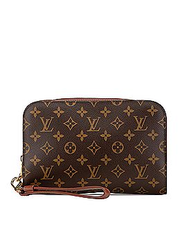 Louis Vuitton Clutch