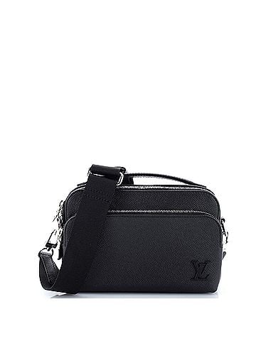 Louis Vuitton Avenue Messenger Taiga Leather (view 1)