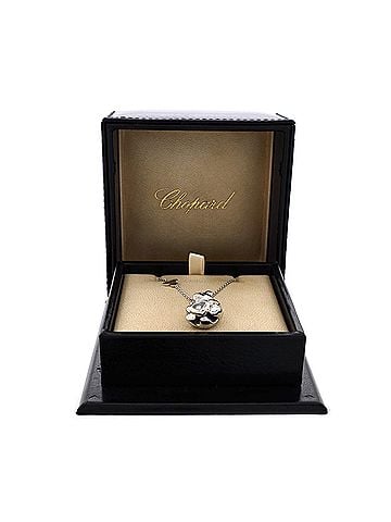 Chopard Animal World Panda Pendant Necklace 18k White Gold with Onyx and 1 Floating Diamond (view 2)