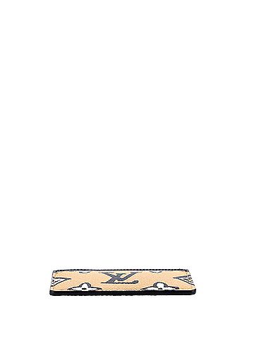 Louis Vuitton Card Holder Wild at Heart Monogram Giant (view 2)
