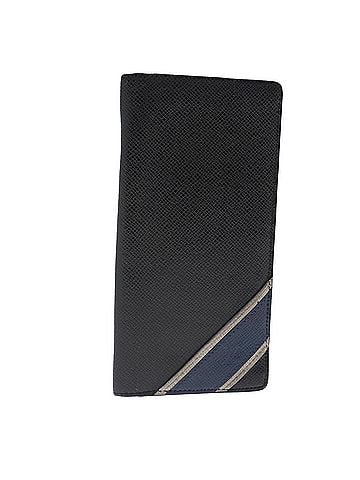 Louis Vuitton Brazza (Cuir Taïga) Burgundy Calfskin Wallet (view 1)