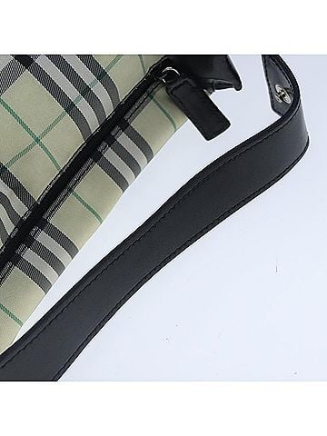 Burberry Nova Check Green Synthetic Clutch Bag (view 2)