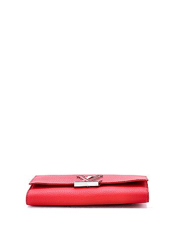 Louis Vuitton Capucines Wallet Leather (view 2)
