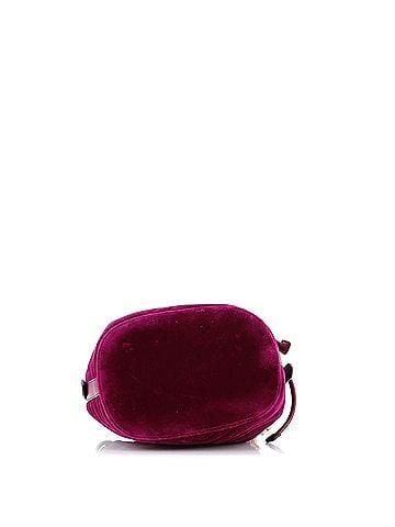 Gucci GG Marmont Bucket Bag Matelasse Velvet Small (view 2)