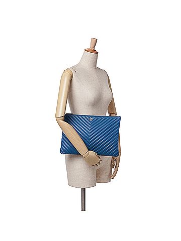 Chanel Large CC Chevron Caviar O Case Clutch (view 2)