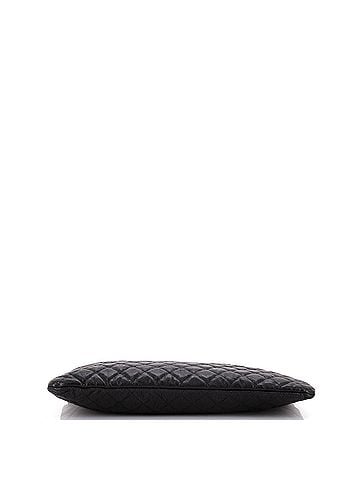 Chanel Boy O Case Clutch Quilted Caviar Medium (view 2)