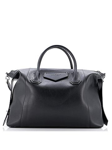Givenchy Antigona Soft Bag Leather Medium (view 1)