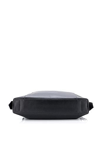 Givenchy Antigona Soft Bag Leather Medium (view 2)