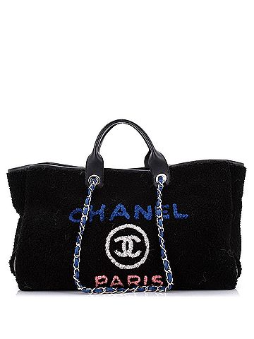 Chanel Deauville Tote Shearling Large (view 1)