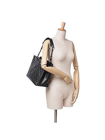 Chanel Caviar Grand Shopping Tote (view 2)