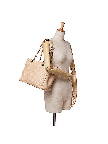 Chanel Caviar Grand Shopping Tote (view 2)