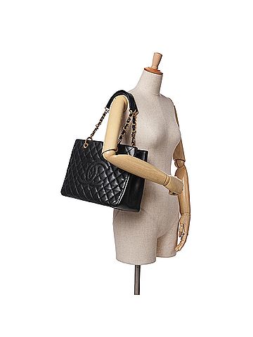 Chanel Caviar Grand Shopping Tote (view 2)