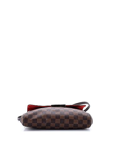 Louis Vuitton Favorite Handbag Monogram Canvas MM (view 2)