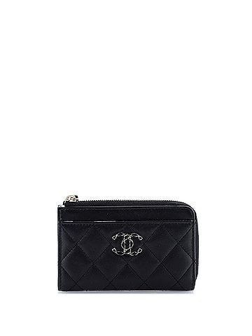 Chanel Textured CC Zip Around Card Holder Quilted Lambskin (view 1)