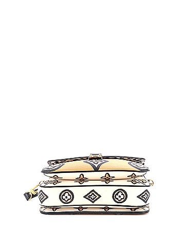 Louis Vuitton Pochette Metis Wild at Heart Monogram Giant (view 2)