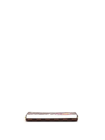 Louis Vuitton Zippy Wallet Limited Edition Vivienne Xmas Damier (view 2)