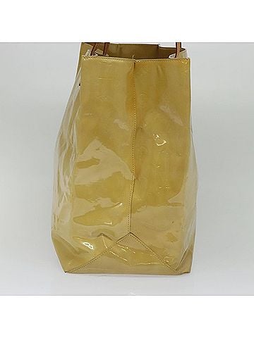Louis Vuitton Reade Beige Patent Leather Tote Bag (view 2)