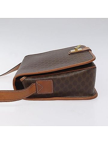 Céline Macadam Brown Canvas Shoulder Bag (view 2)
