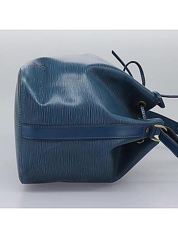 Louis Vuitton Noe Blue Leather Shoulder Bag (view 2)