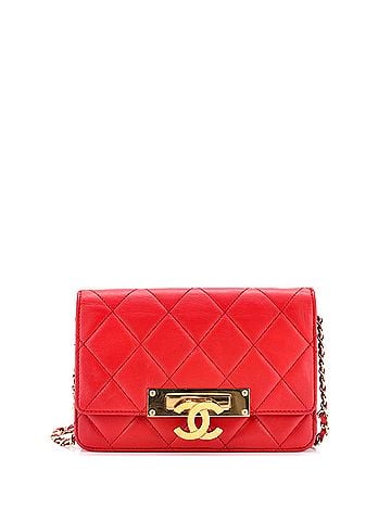 Chanel Golden Class Wallet on Chain Quilted Lambskin (view 1)
