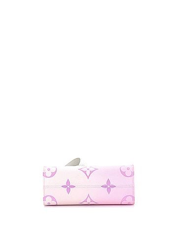 Louis Vuitton OnTheGo Tote Spring in the City Monogram Giant Canvas PM (view 2)